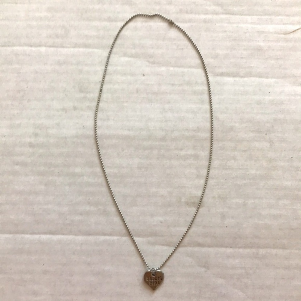 Daddy’s Girl Heart Pendant Necklace - Picture 5 of 8
